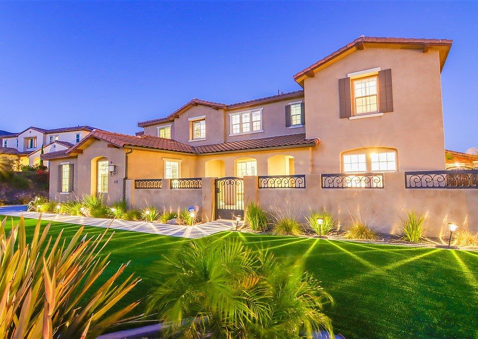 1st image of 449 Agua Vista Dr