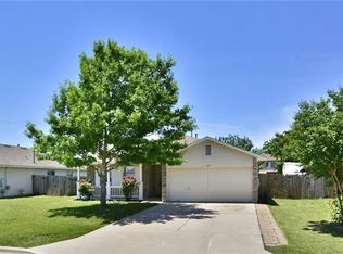 219 Saint Marys Dr, Hutto, TX 78634