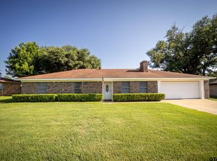 210 Minwood St, Mineola, TX 75773