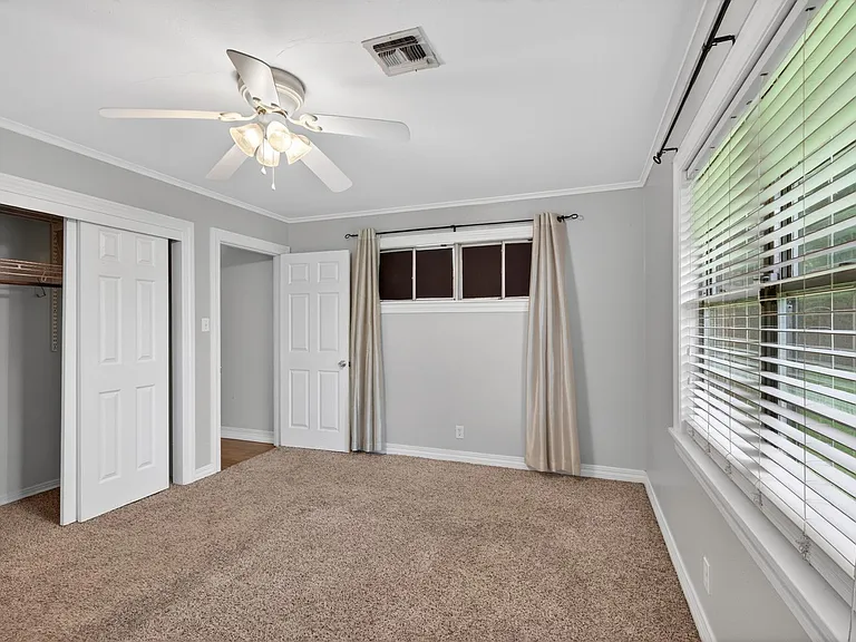 1911 Bermuda St — Photo 18