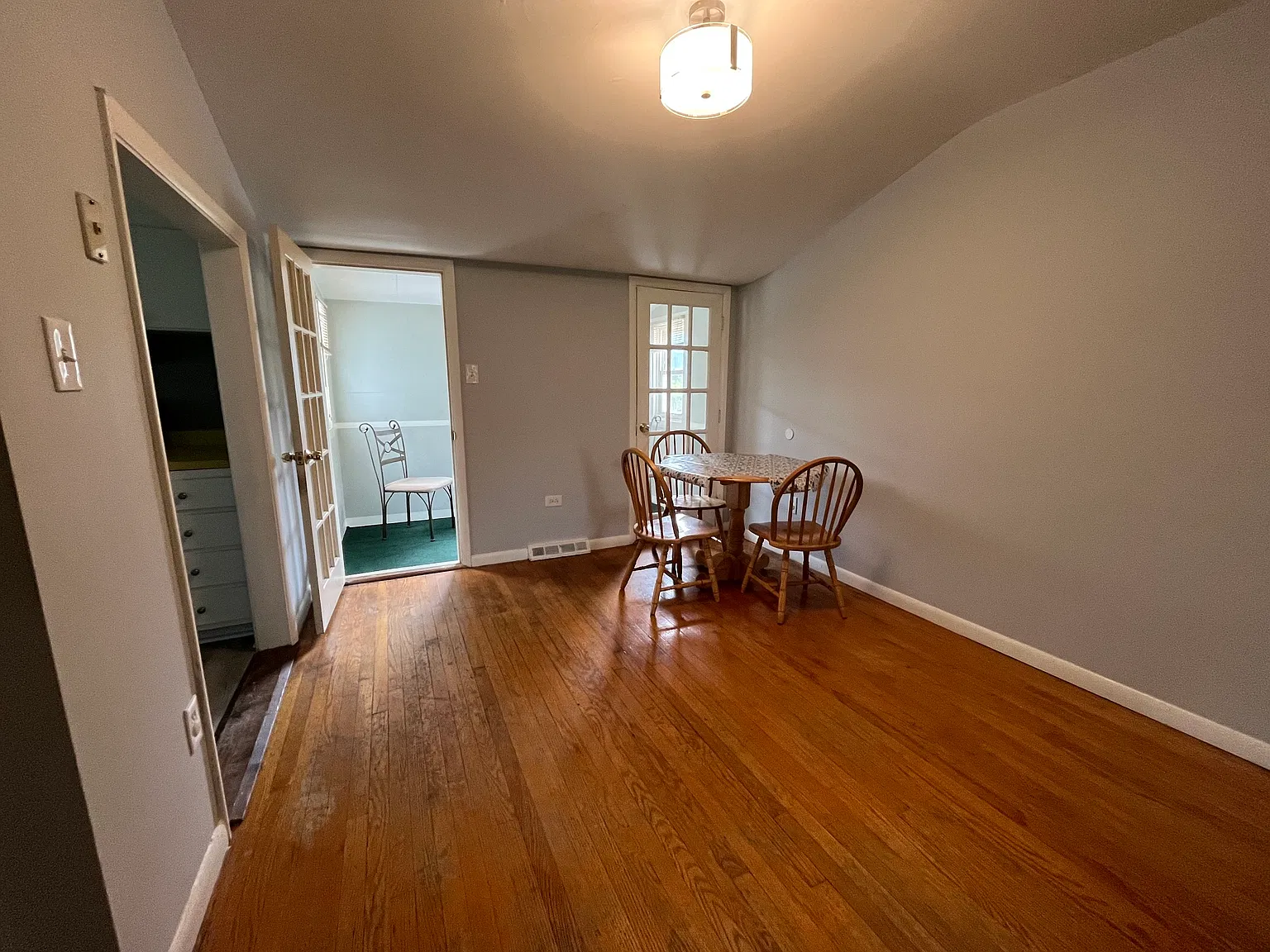 2 bed, 1020 sqft, $1,450 — Photo 4
