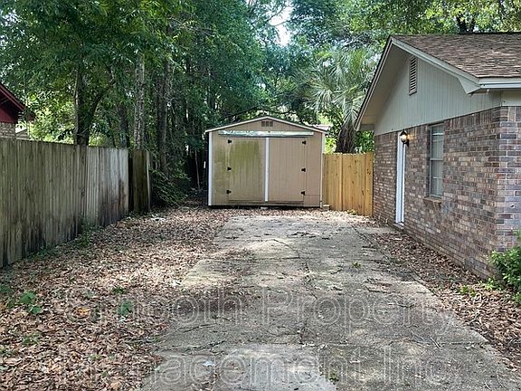 2nd image of 5657 Collinswood Dr