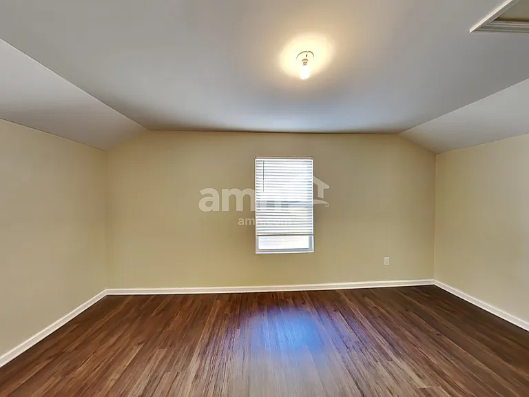 1056 Joselynn Dr — Photo 19