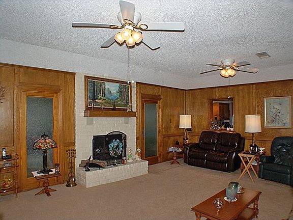 4th image of 2505 Taylor Ln