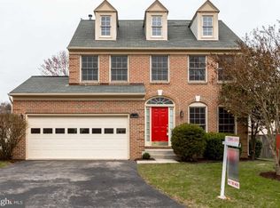 6820 Megan Ln, Greenbelt, MD 20770