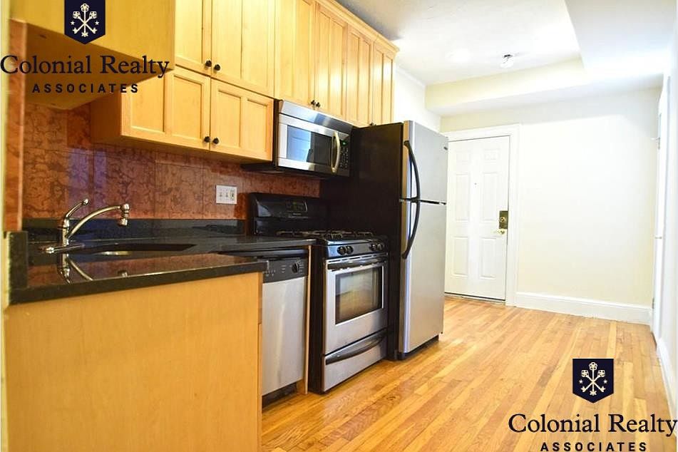 1st image of 69 Thatcher St #302-B
