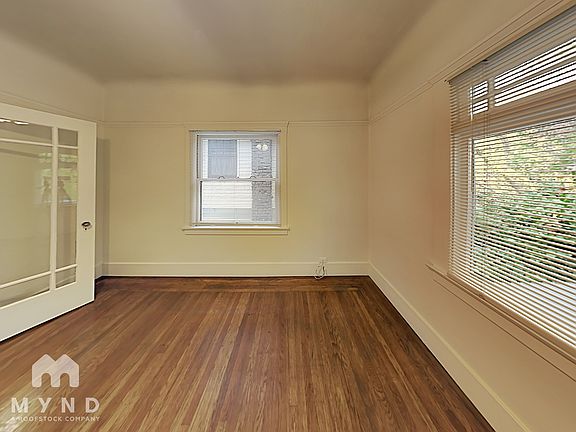 3rd image of 623 22nd St APT 4