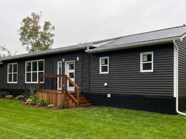 3440 Primrose Rd, Saint George's Parish, PE C0A 1G0