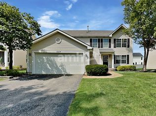 1217 Dauphin Dr, Joliet, IL 60431