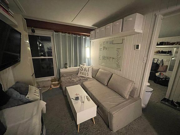 2nd image of 432 Woodside Ave #B