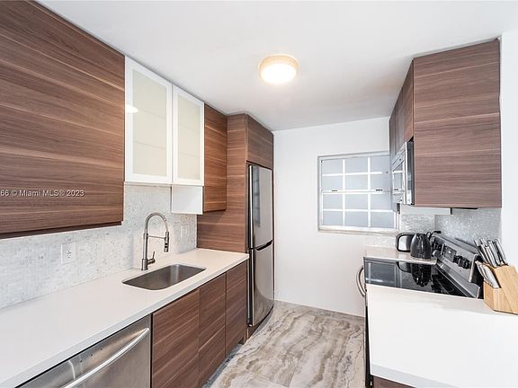 4th image of 251 Galen Dr APT 115E