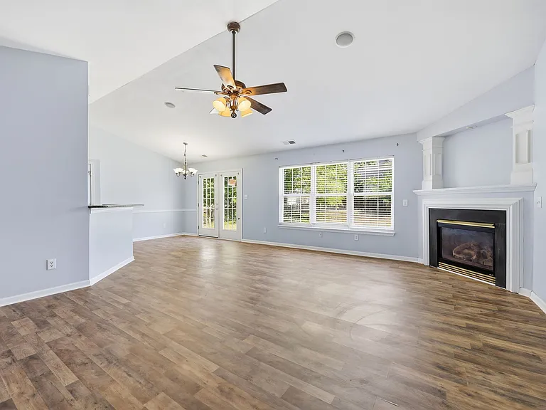 3440 Royal Highland Dr — Photo 6