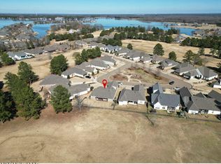 145 Greenway Ln, Madison, MS 39110