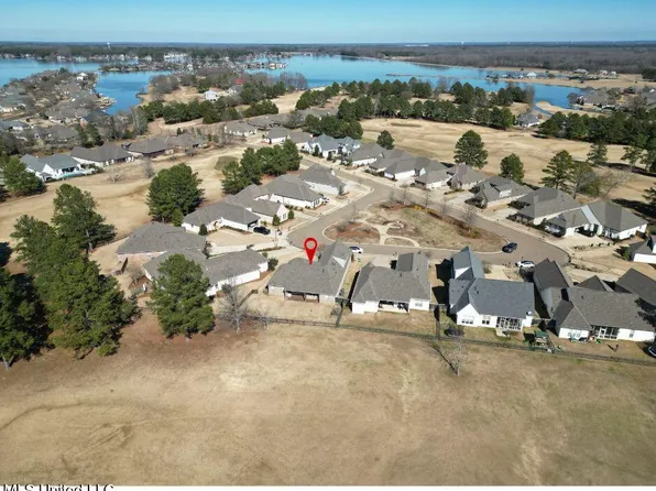 145 Greenway Ln, Madison, MS 39110