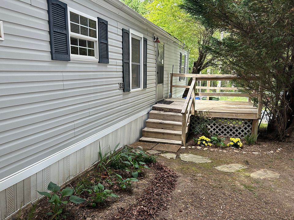 1st image of 33 Dales Park Ln