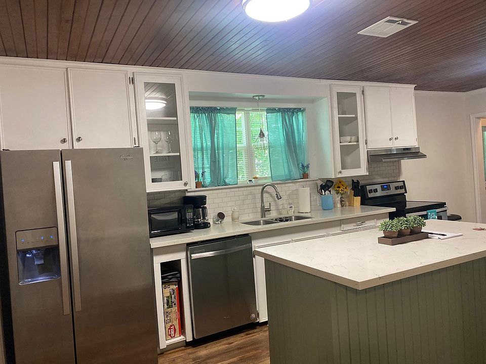 1st image of 3529 Linda Ln