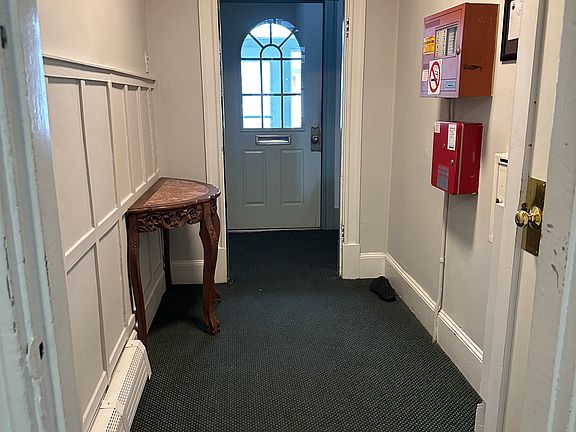 5th image of 51 Cottage St #8