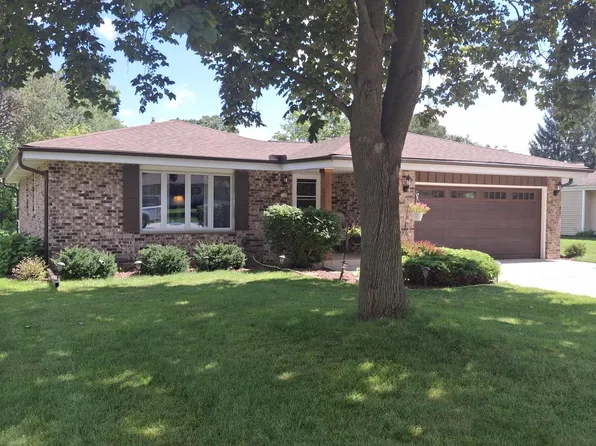 548 Oakwood DRIVE, Hartland, WI 53029