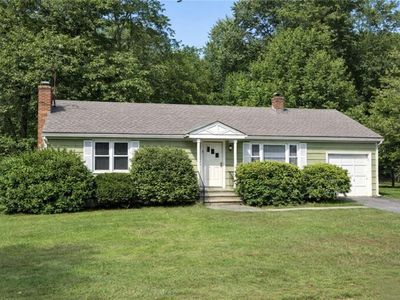 65 Estrell Dr E, Riverside, RI, 02915