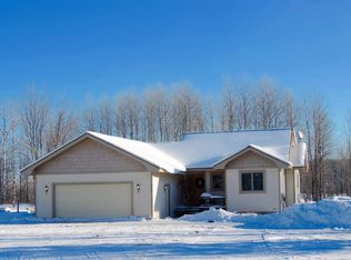 3329 N Point Dr, Gaylord, MI 49735