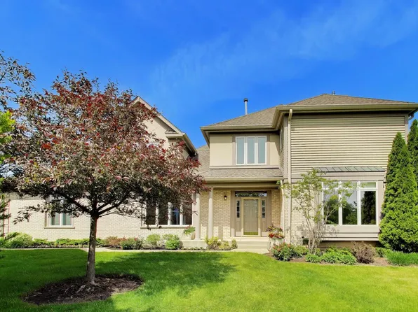 2511 Buckland Ln, Northbrook, IL 60062