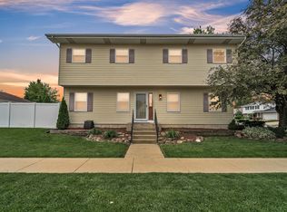 3323 79th St, Kenosha, WI 53142