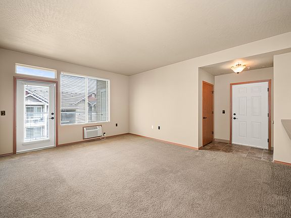 5th image of 215 S Conklin Rd APT J12