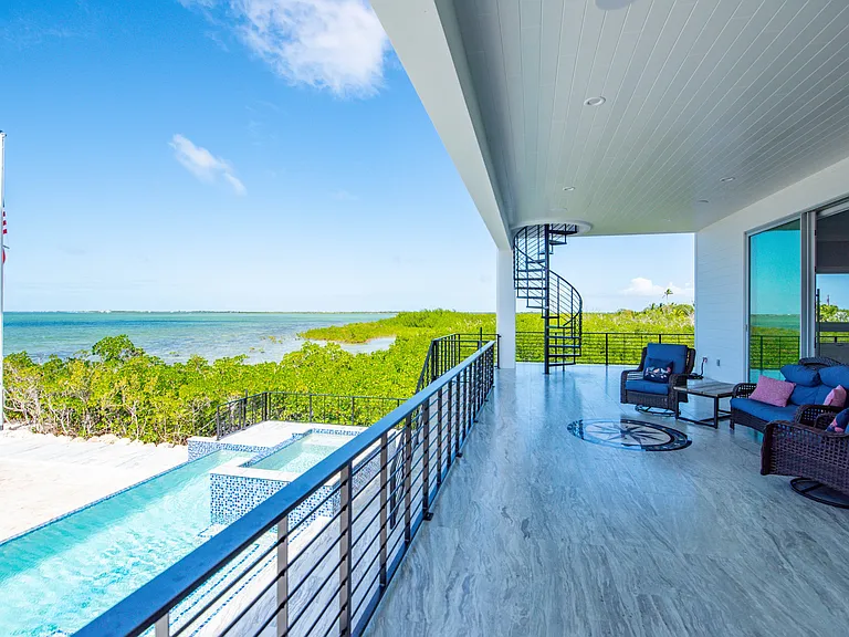 528 Bay Shore Dr — Photo 86
