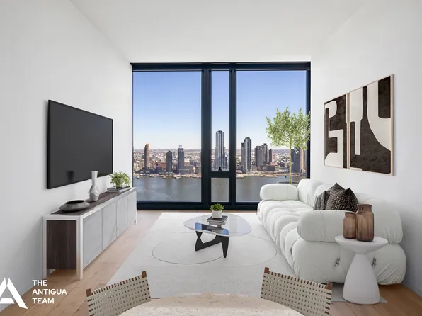 695 1st Avenue image 1 of 21