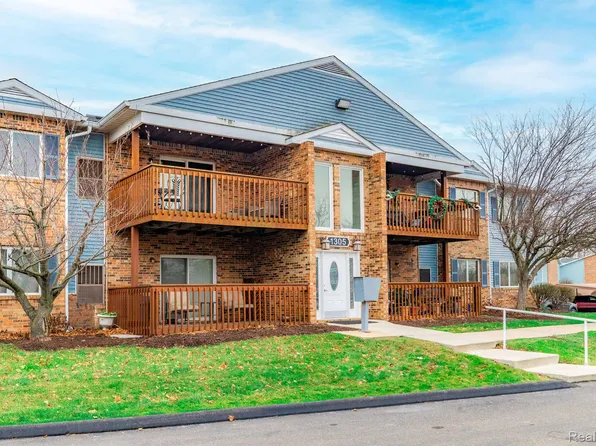 1305 Harbour Dr APT 13, Trenton, MI 48183