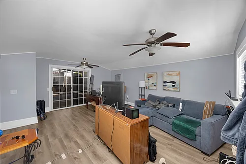 331-335 N Olive St #333 Photo 1