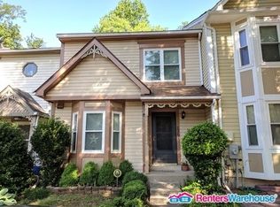 2861 Schoolhouse Cir, Silver Spring, MD 20902