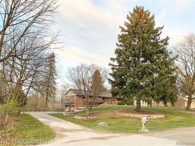26362 Pillsbury St, Farmington Hills, MI, 48334
