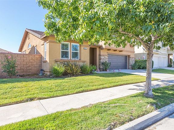3rd image of 34287 Blossoms Dr