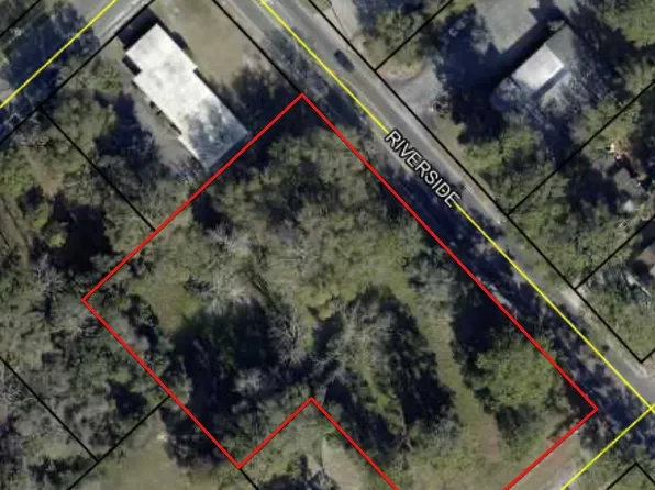 301 Riverside Dr, Waycross, GA 31501