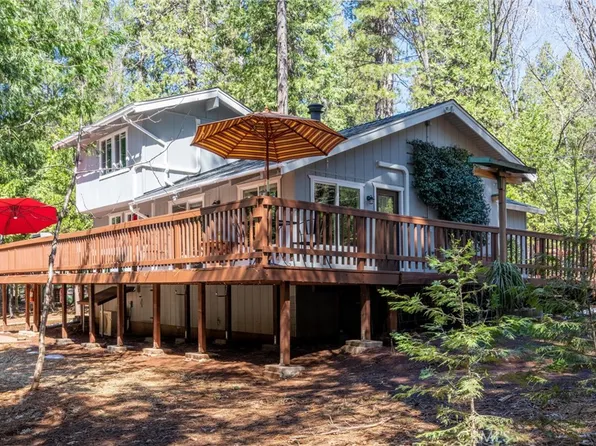 16278 Stage Rd, Forest Ranch, CA 95942