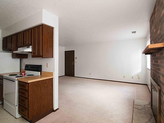 Living room w/ Kitchen