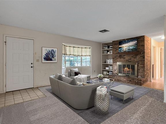 2nd image of 3620 Lake Eleanor Dr