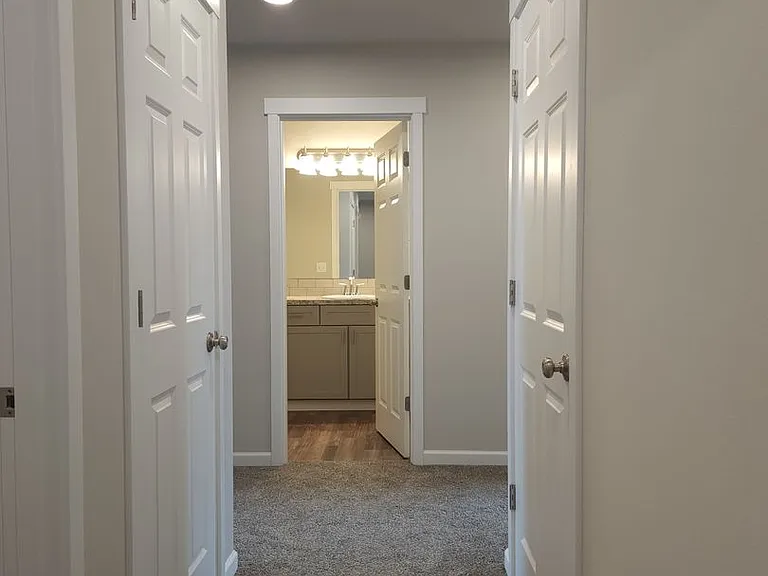 15717 View Dr SE — Photo 33