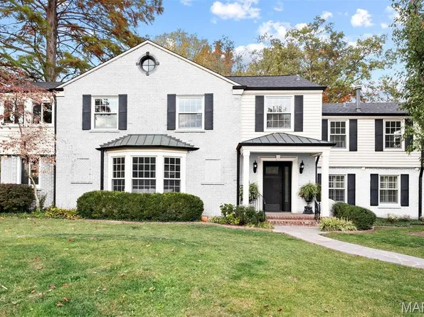 21 Black Creek Ln, Saint Louis, MO 63124