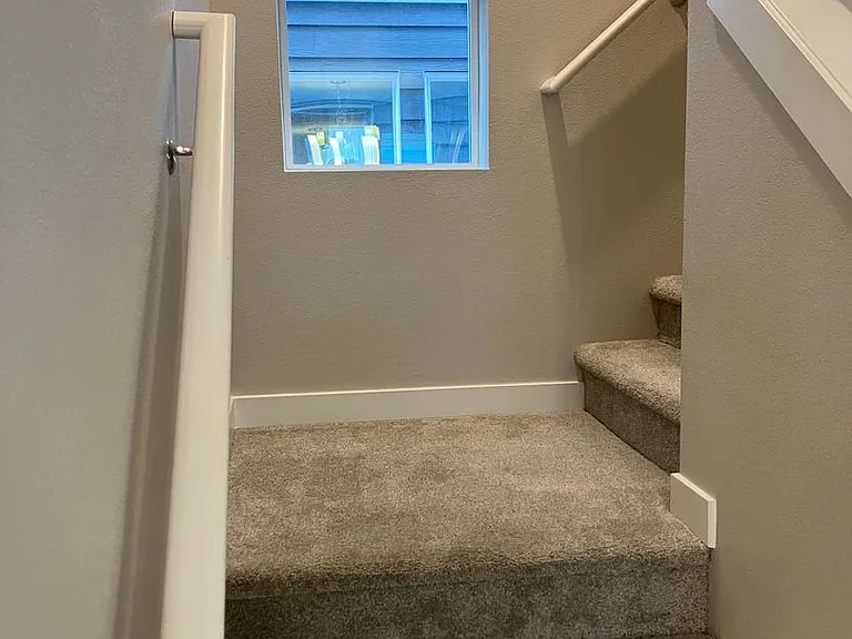 3731 Village Center Dr — Photo 14