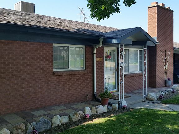 Front--Stone Patio