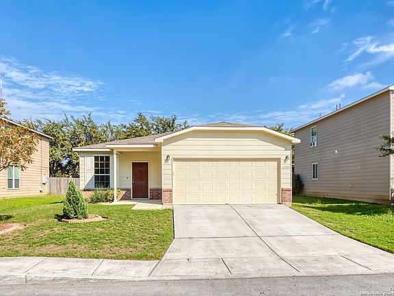 2nd image of 11715 MEADOWOOD OAKS