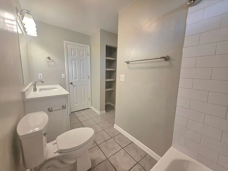 760 Briarwood Dr — Photo 16