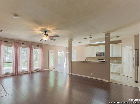 5th image of 1333 Holmes Ln