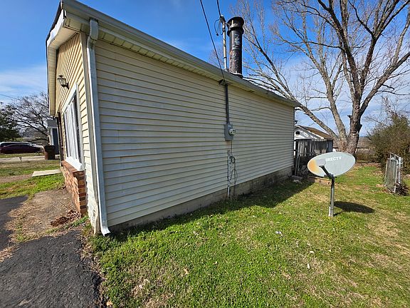 4th image of 313 Warrior Rd