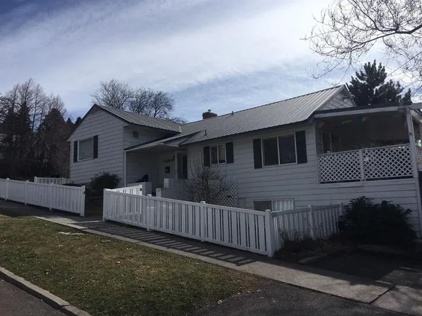 1990 Fremont St, Klamath Falls, OR 97601