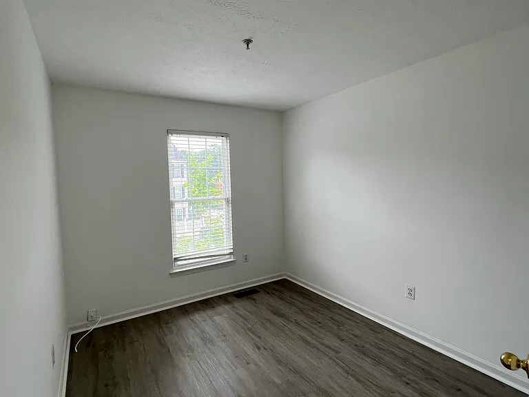 1809 Watch House Cir S — Photo 6