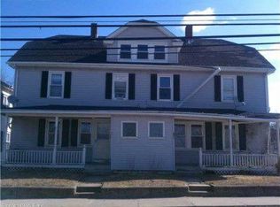 106 Water St, Killingly, CT 06239