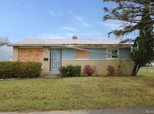 826 Chatham Dr, Flint, MI 48505
